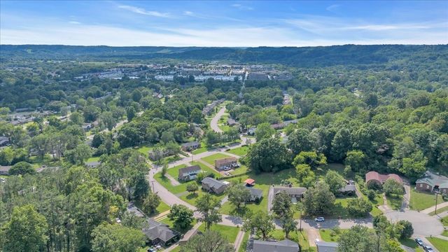 7320 Coronado Ct, Nashville, TN 37221