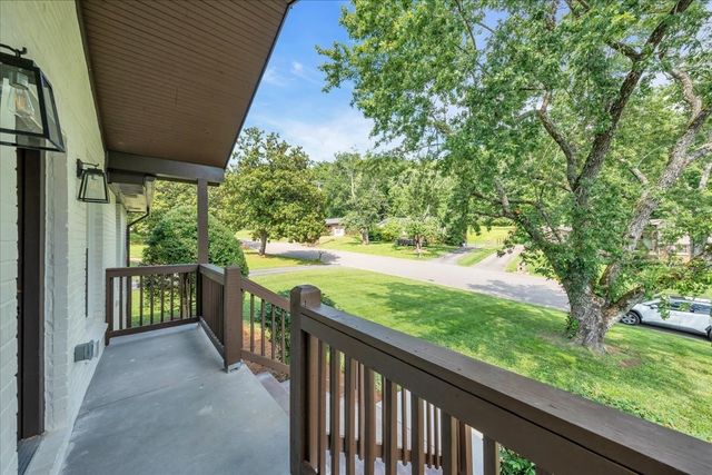 7320 Coronado Ct, Nashville, TN 37221