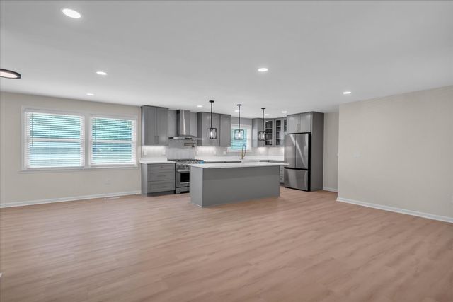 7320 Coronado Ct, Nashville, TN 37221