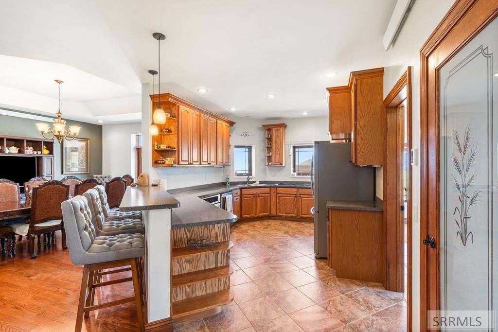 Image 11 of property listing at 2220 Aspen Hollow Rd, Bedford, WY 83112