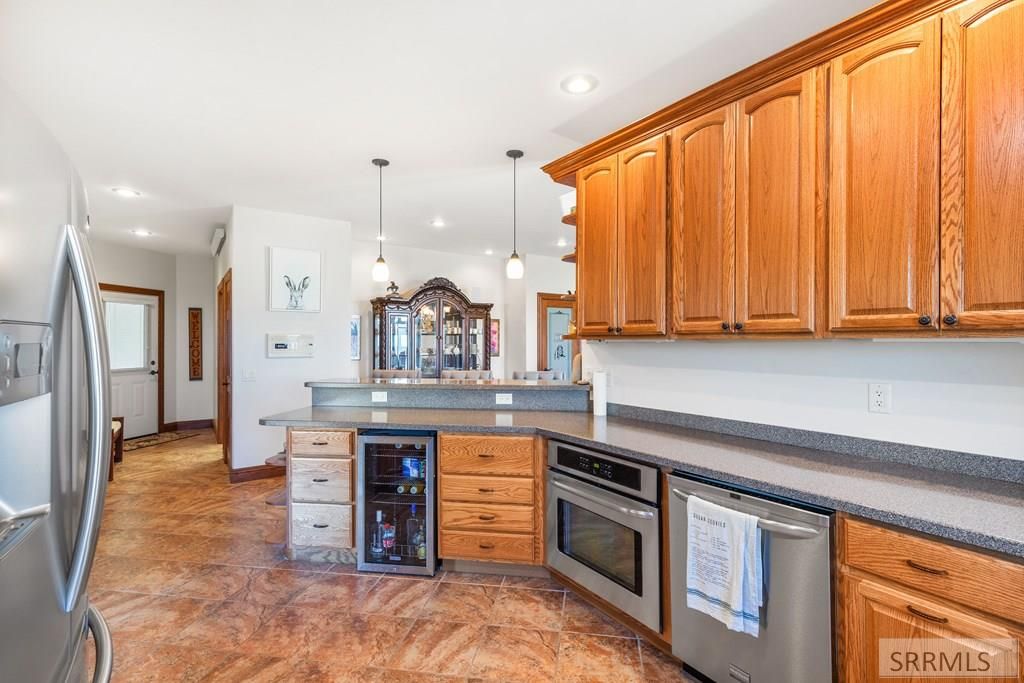 Image 12 of property listing at 2220 Aspen Hollow Rd, Bedford, WY 83112