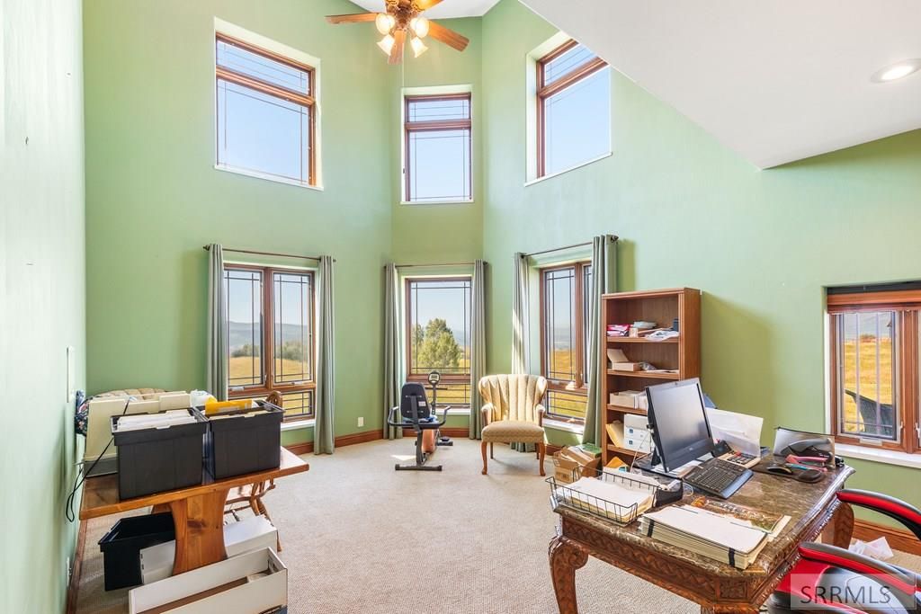 Image 19 of property listing at 2220 Aspen Hollow Rd, Bedford, WY 83112