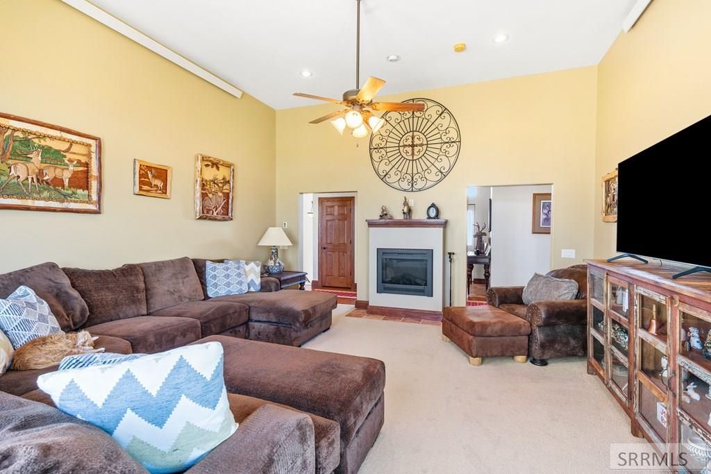 Image 22 of property listing at 2220 Aspen Hollow Rd, Bedford, WY 83112