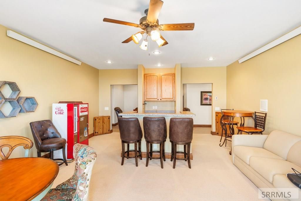 Image 23 of property listing at 2220 Aspen Hollow Rd, Bedford, WY 83112