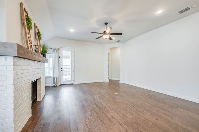 14304 Spitfire Trail, Fort Worth, TX 76262