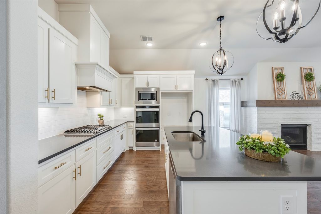 14304 Spitfire Trail, Fort Worth, TX 76262