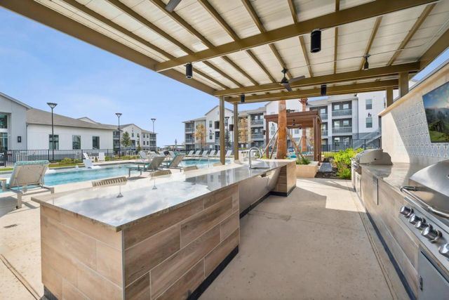 945 Blakey LN 09306, Bastrop, TX 78602