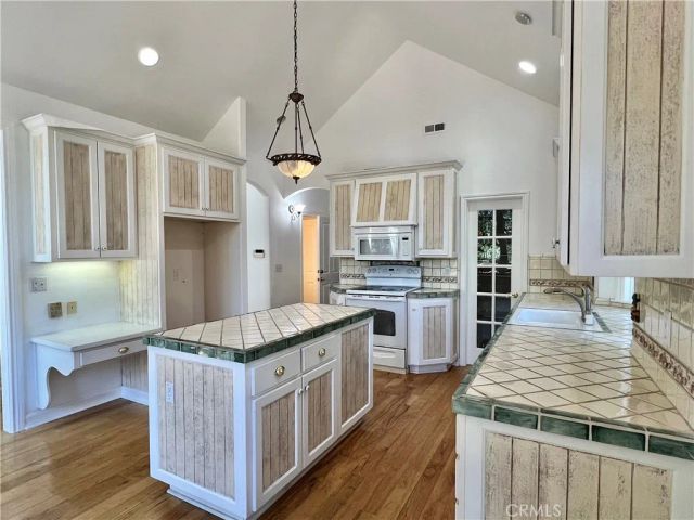 473 Annandale Drive, Lake Arrowhead, CA 92352