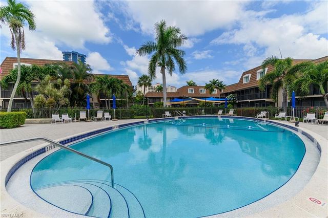 87 Collier BLVD J18, Marco Island, FL 34145