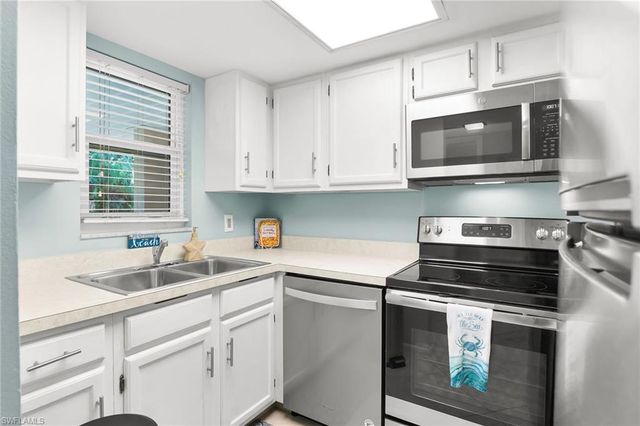 87 Collier BLVD J18, Marco Island, FL 34145