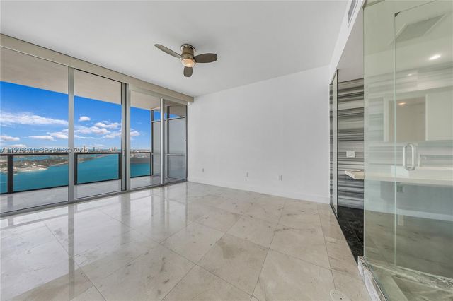 1100 Biscayne Blvd 3103, Miami, FL 33132