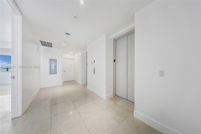 1100 Biscayne Blvd 3103, Miami, FL 33132