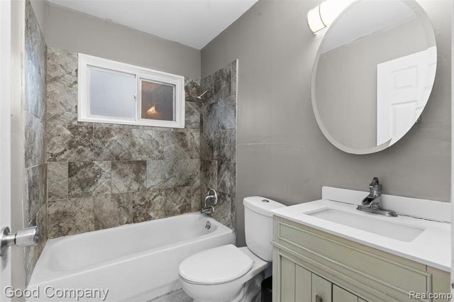 13046 Sherman Avenue, Warren, MI 48089