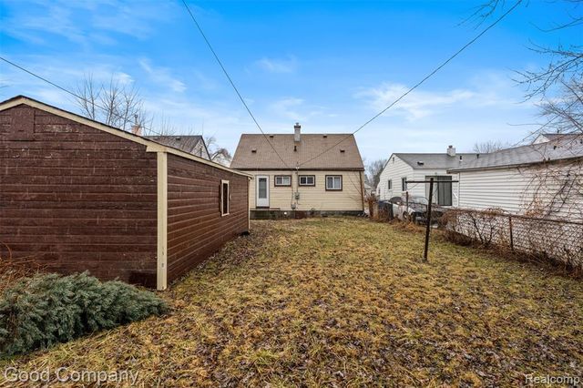 13046 Sherman Avenue, Warren, MI 48089