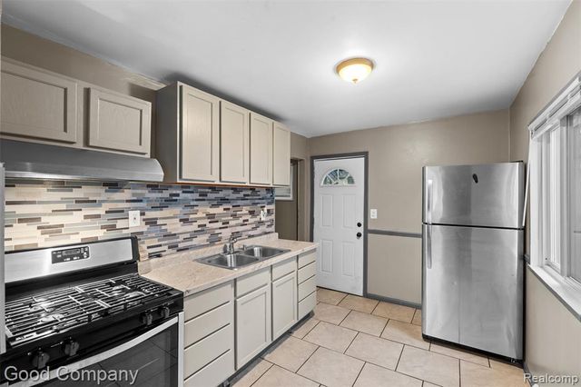 13046 Sherman Avenue, Warren, MI 48089