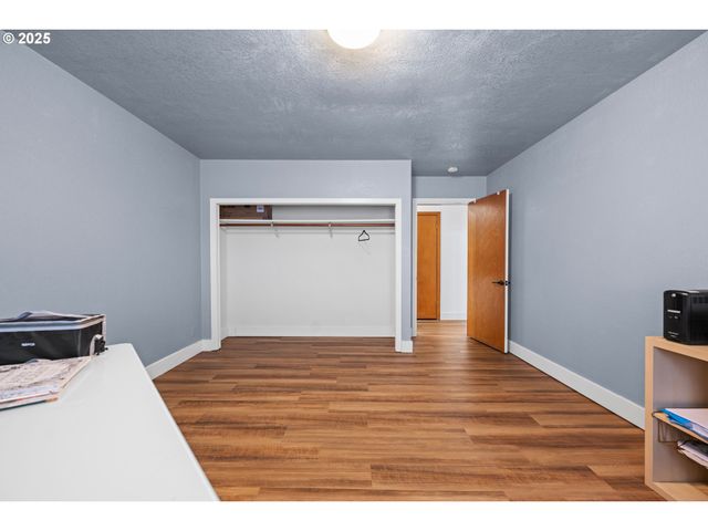 321 N HOLLADAY Dr, Seaside, OR 97138