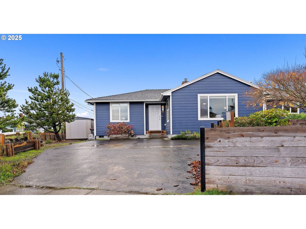 321 N HOLLADAY Dr, Seaside, OR 97138