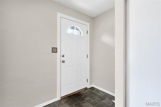 37 Briarwood Drive, Belleville, IL 62223