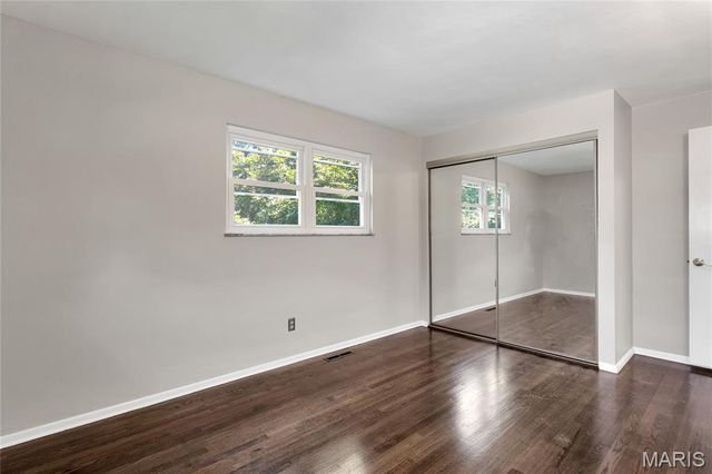 37 Briarwood Drive, Belleville, IL 62223