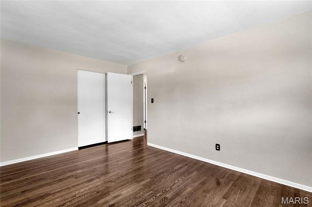 37 Briarwood Drive, Belleville, IL 62223