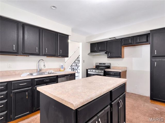 37 Briarwood Drive, Belleville, IL 62223