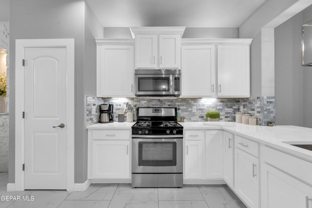 5501 Grove Drive, Sunland Park, NM 88063