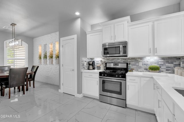 5501 Grove Drive, Sunland Park, NM 88063