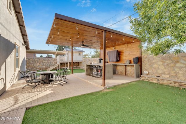 5501 Grove Drive, Sunland Park, NM 88063