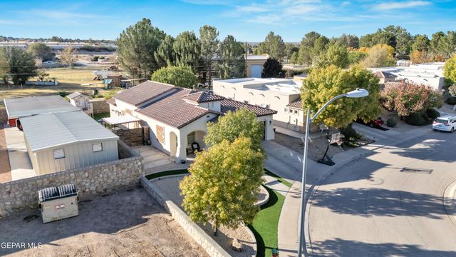 5501 Grove Drive, Sunland Park, NM 88063