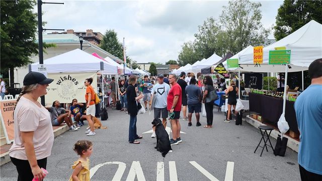 3205 Paley Drive, Alpharetta, GA 30009