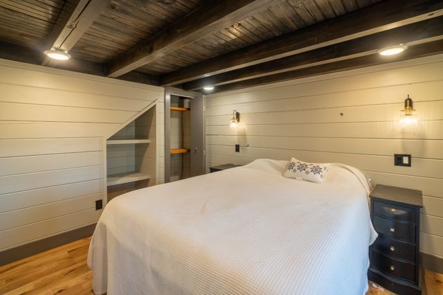 340 Oak Dr, Smithville, TN 37166