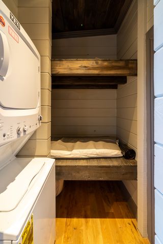 340 Oak Dr, Smithville, TN 37166