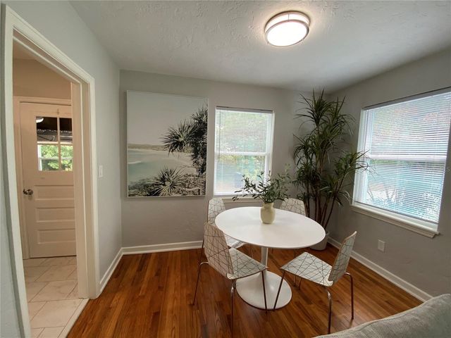 2034 NW 7TH LANE, Gainesville, FL 32603