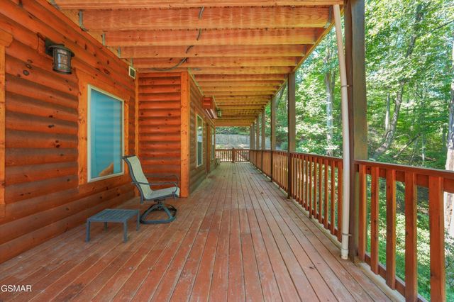 1041 Vista Drive, Gatlinburg, TN 37738