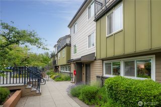 15827 NE Leary Way #B-114, Redmond, WA 98052