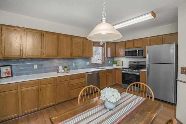 8944 Saint Croix Road, Woodbury, MN 55125