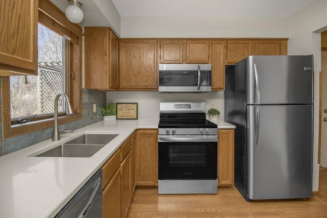 8944 Saint Croix Road, Woodbury, MN 55125