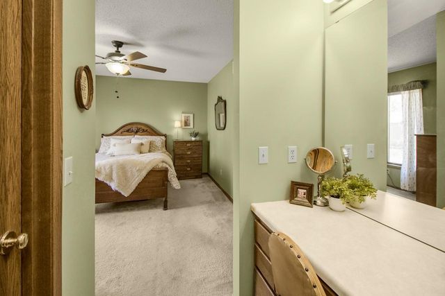 8944 Saint Croix Road, Woodbury, MN 55125