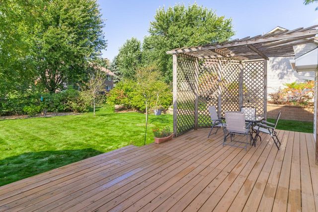 8944 Saint Croix Road, Woodbury, MN 55125