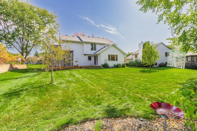 8944 Saint Croix Road, Woodbury, MN 55125