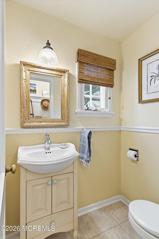 607 Cherokee Lane, Brielle, NJ 08730