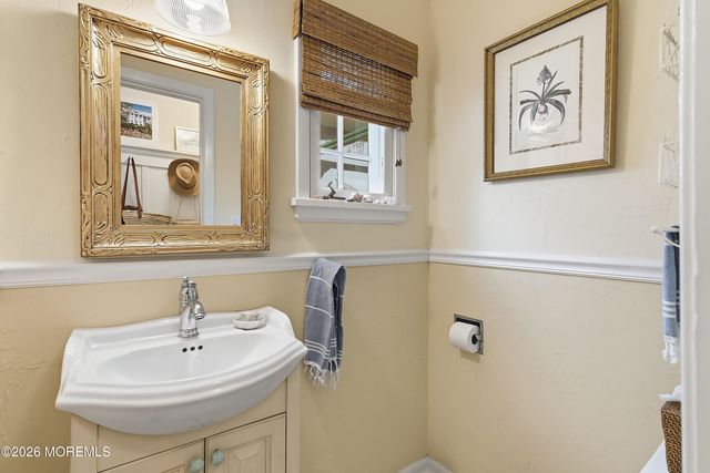 607 Cherokee Lane, Brielle, NJ 08730