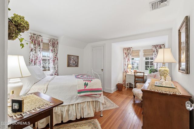 607 Cherokee Lane, Brielle, NJ 08730