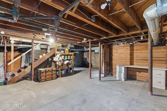 607 Cherokee Lane, Brielle, NJ 08730