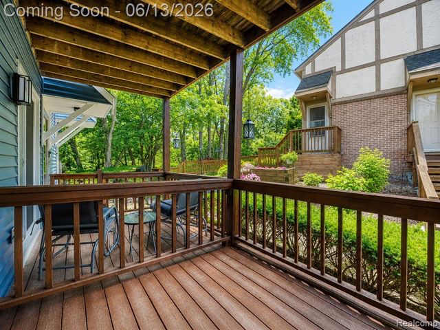 44750 Bayview Drive 37, Novi, MI 48377
