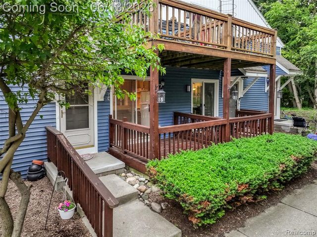 44750 Bayview Drive 37, Novi, MI 48377