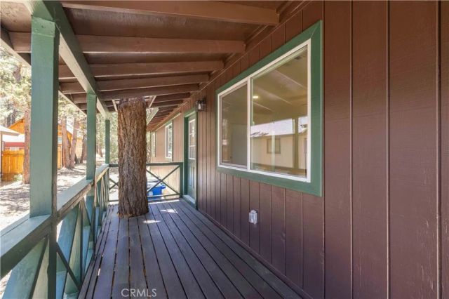 448 Victoria Lane, Sugarloaf, CA 92386
