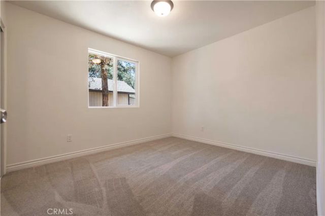 448 Victoria Lane, Sugarloaf, CA 92386