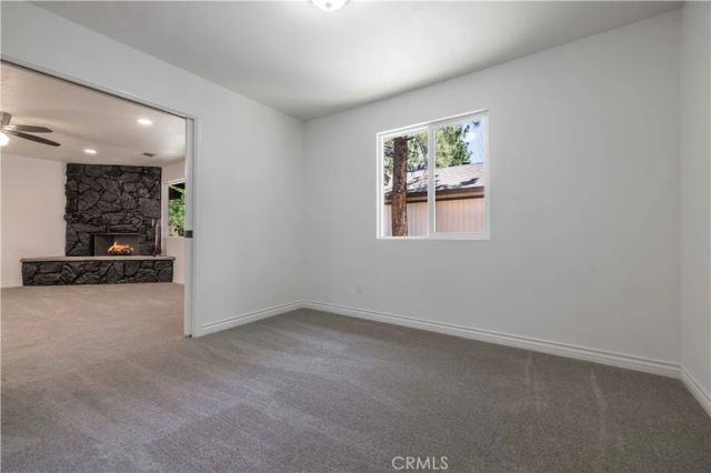448 Victoria Lane, Sugarloaf, CA 92386