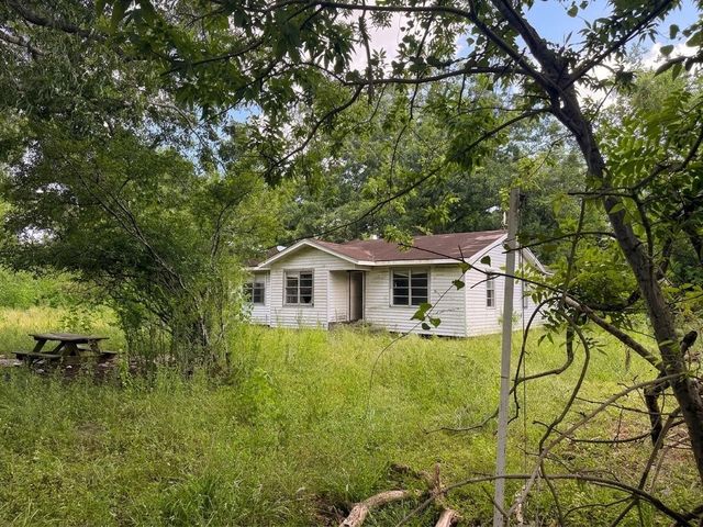 174 Bailey Road, Angleton, TX 77515